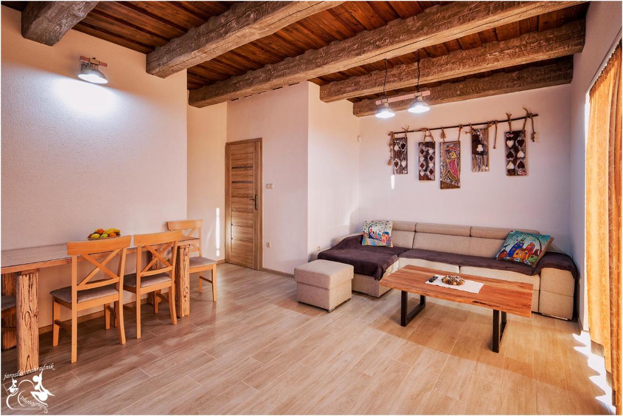 Apartments Pemikas II Liptovsky Mikulas Luaran gambar